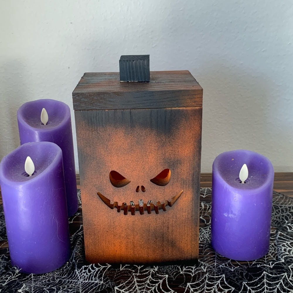 Wood jack o lantern